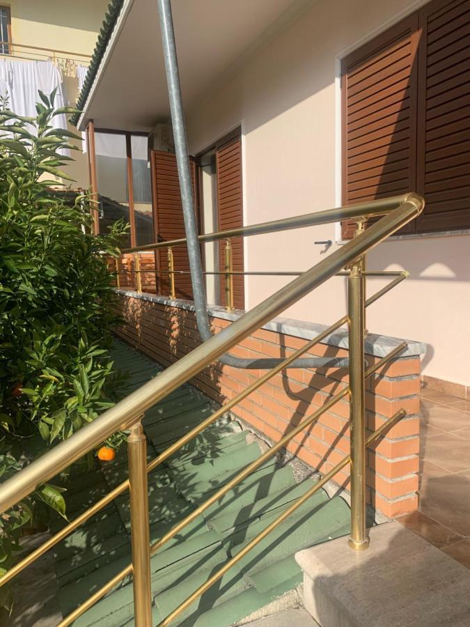 Vila Demaj! Free Parking Berat Luaran gambar