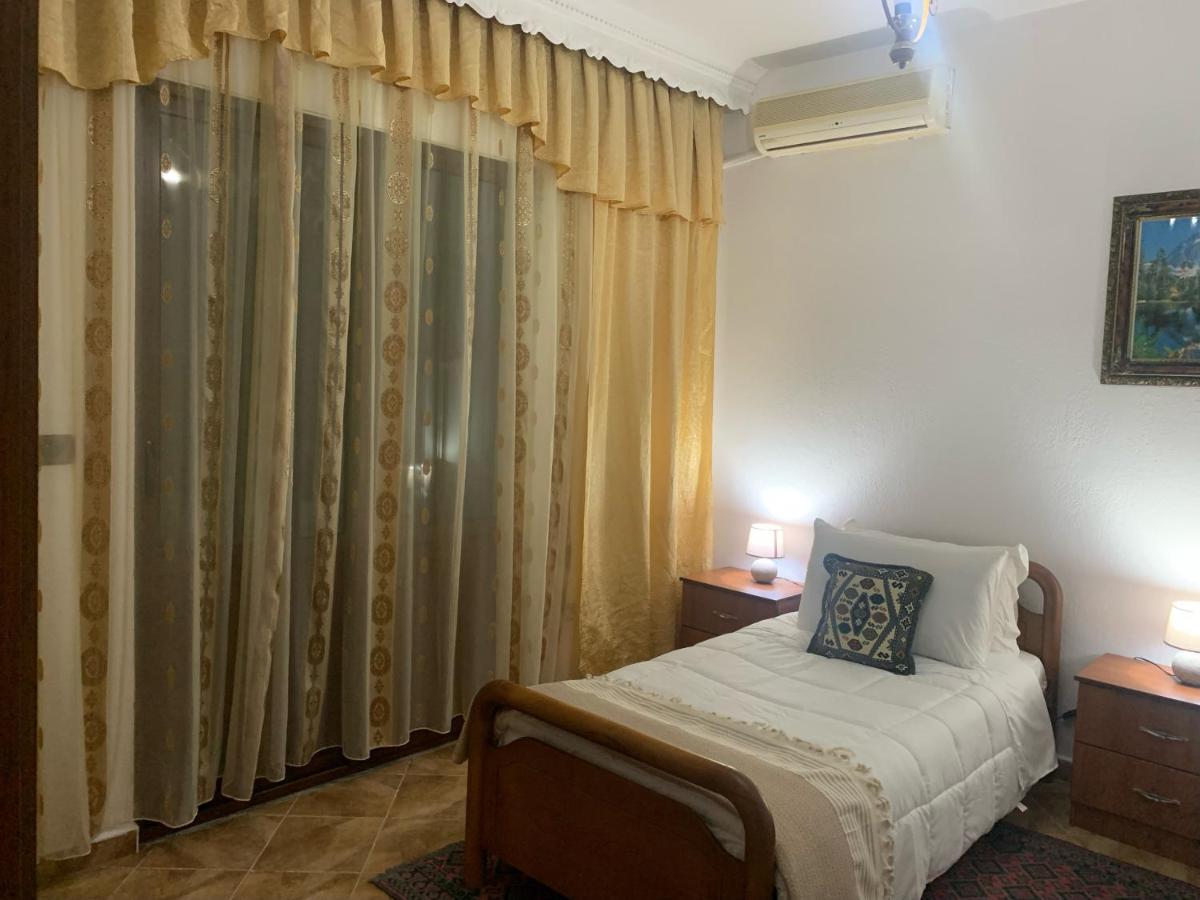 Vila Demaj! Free Parking Berat Luaran gambar